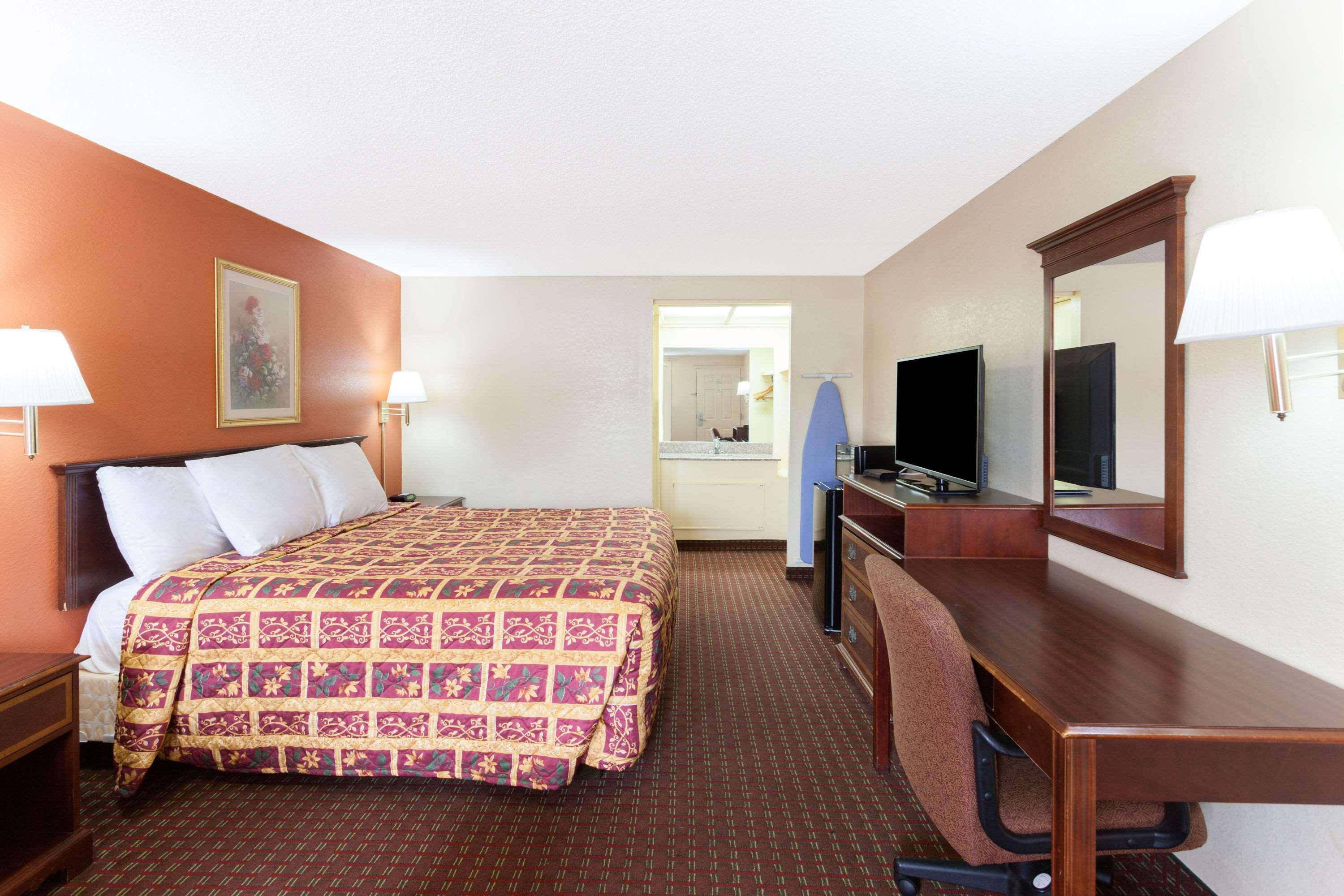 Knights Inn - Tucker Extérieur photo
